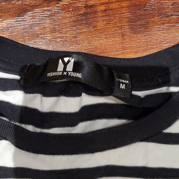 Yoshion T-shirt - Picture 2 of 3